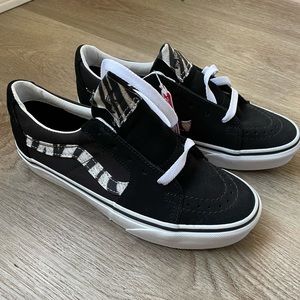 Vans SK8 low Animal Side Stripe Zebra Black Z.  VN0A5KXDCQT US 6.5.